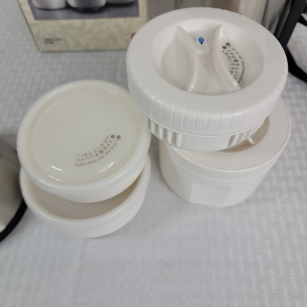 Thermos Nissan Thermal Lunch Tote Stainless Steel Food‎ Jar Set 4 Containers New - Picture 5 of 8